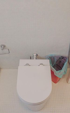 Casa à venda com 700m², 5 quartos e 6 vagasBanheiro da Suíte 2