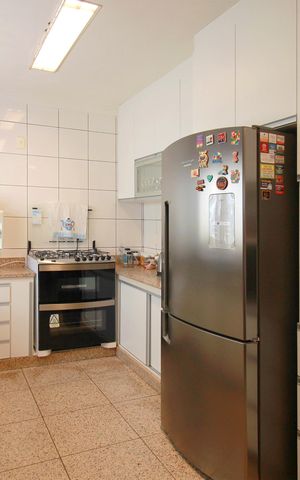 Casa para alugar com 357m², 5 quartos e 4 vagasCozinha
