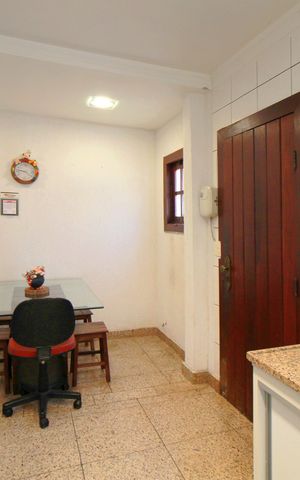 Casa para alugar com 357m², 5 quartos e 4 vagasCozinha