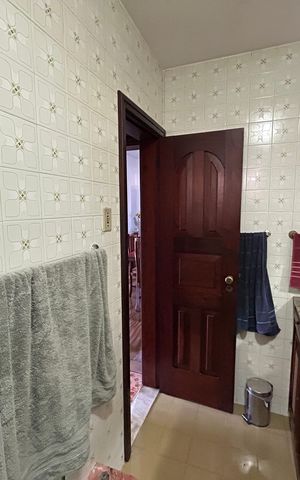 Casa à venda com 347m², 7 quartos e 5 vagasBanheiro Social