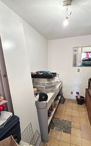 Casa à venda com 347m², 7 quartos e 5 vagasQuarto 2 casa 2