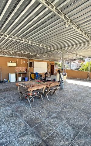 Casa à venda com 347m², 7 quartos e 5 vagasTerraço