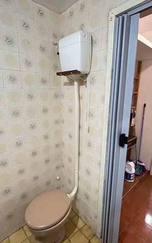 Casa à venda com 347m², 7 quartos e 5 vagasBanheiro casa 2