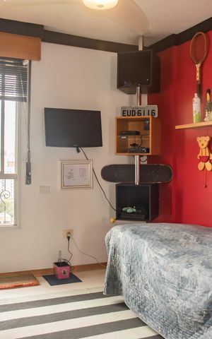 Apartamento à venda com 220m², 3 quartos e 3 vagasQuarto