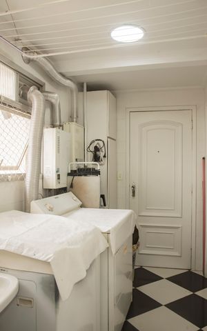 Apartamento à venda com 220m², 3 quartos e 3 vagasÁrea de Serviço