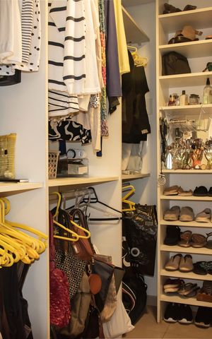Apartamento à venda com 220m², 3 quartos e 3 vagasCloset da Suíte 2