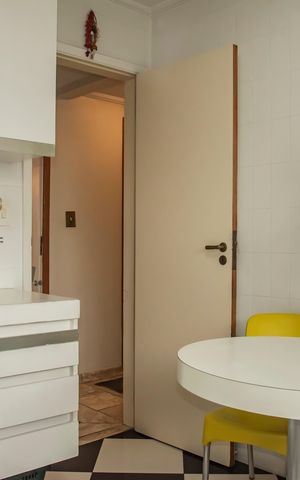 Apartamento à venda com 220m², 3 quartos e 3 vagasCozinha