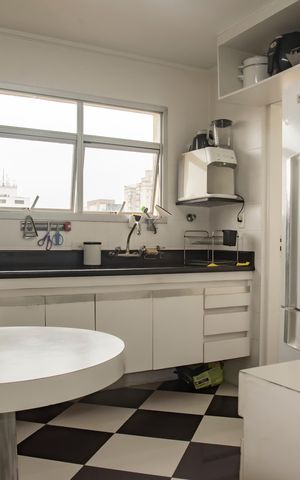 Apartamento à venda com 220m², 3 quartos e 3 vagasCozinha