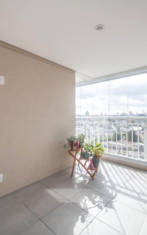 Apartamento à venda com 67m², 2 quartos e 1 vagaVaranda