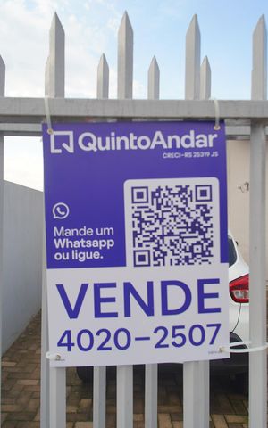 Casa à venda com 160m², 2 quartos e 2 vagasPlaca
