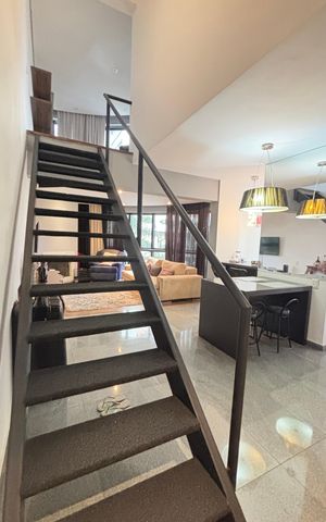 Apartamento para alugar com 97m², 1 quarto e 1 vaga Apartamento para alugar com 97m², 1 quarto e 1 vagaEscada