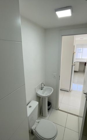 Apartamento à venda com 38m², 2 quartos e 1 vaga Apartamento à venda com 38m², 2 quartos e 1 vagaBanheiro