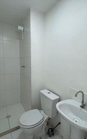 Apartamento à venda com 38m², 2 quartos e 1 vaga Apartamento à venda com 38m², 2 quartos e 1 vagaBanheiro