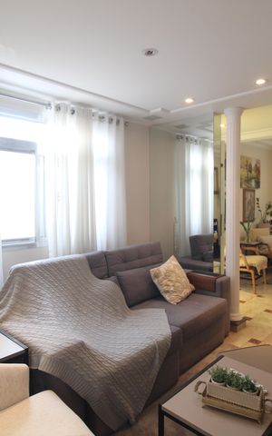 Casa à venda com 186m², 3 quartos e 3 vagasSala