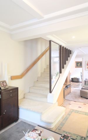Casa à venda com 186m², 3 quartos e 3 vagasSala
