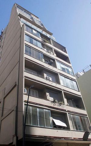 Apartamento à venda com 86m², 2 quartos e sem vagaFachada