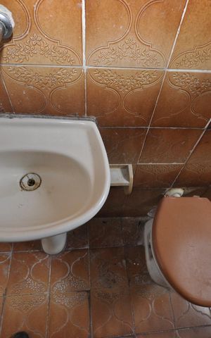 Casa à venda com 105m², 3 quartos e sem vagaBanheiro 1