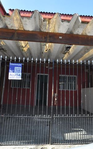 Casa à venda com 105m², 3 quartos e sem vagaFachada
