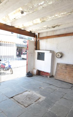 Casa à venda com 105m², 3 quartos e sem vagaGaragem