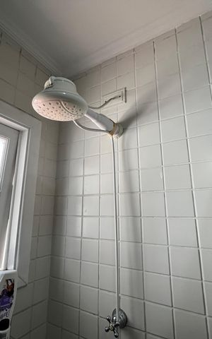 Casa de condomínio à venda com 85m², 3 quartos e 1 vagaBanheiro