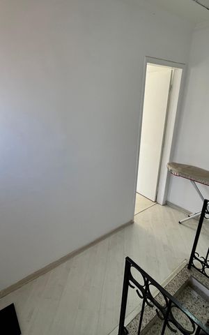 Casa de condomínio à venda com 85m², 3 quartos e 1 vagaCopa Terceiro Andar