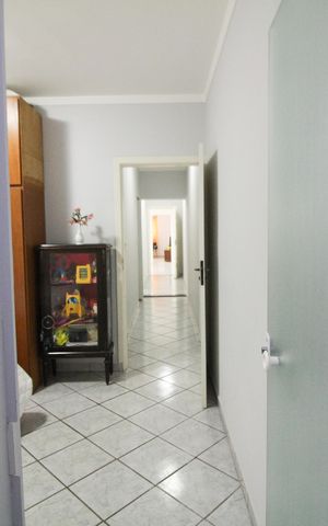 Casa à venda com 100m², 3 quartos e 2 vagasBanheiro Suite 1