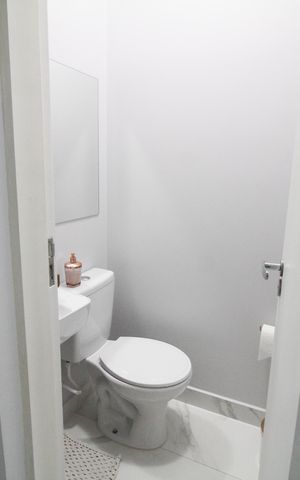 Casa à venda com 100m², 3 quartos e 2 vagasLavabo