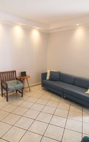 Casa à venda com 100m², 3 quartos e 2 vagasSala
