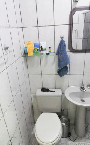 Casa à venda com 100m², 3 quartos e 2 vagasBanheiro Suite 1