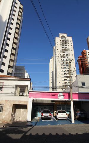 Casa à venda com 100m², 3 quartos e 2 vagasVista da Rua