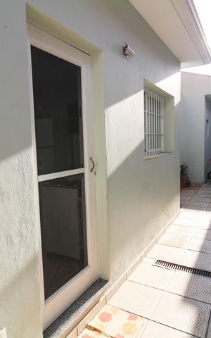 Casa à venda com 100m², 3 quartos e 2 vagasQuintal