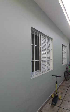Casa à venda com 100m², 3 quartos e 2 vagasQuintal