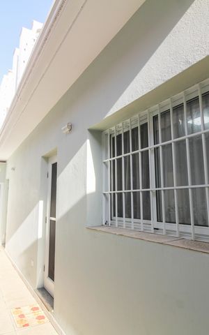 Casa à venda com 100m², 3 quartos e 2 vagasQuintal