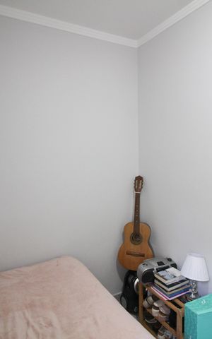 Casa à venda com 100m², 3 quartos e 2 vagasQuarto 
