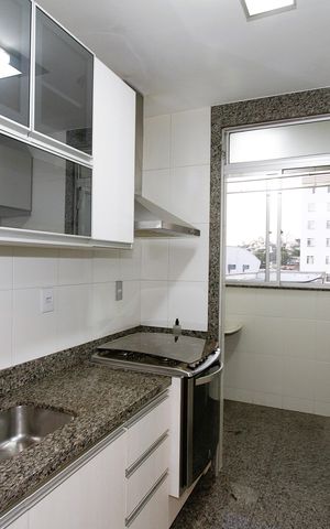 Apartamento à venda com 64m², 3 quartos e 2 vagasCozinha