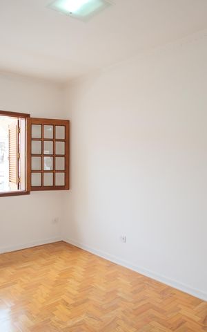 Casa à venda com 180m², 4 quartos e 2 vagasQuarto 1