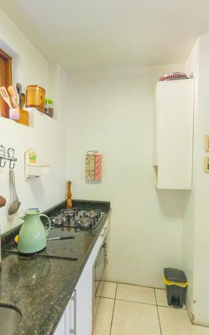 Casa à venda com 260m², 4 quartos e 3 vagas Casa à venda com 260m², 4 quartos e 3 vagasCozinha