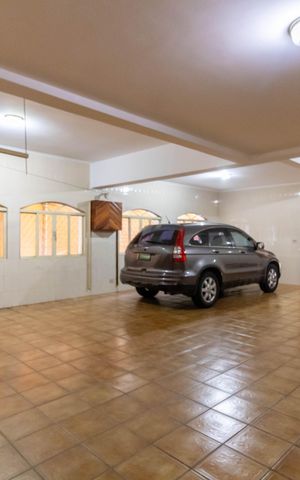 Casa à venda com 500m², 5 quartos e 6 vagasGaragem