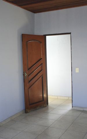 Casa para alugar com 250m², 2 quartos e 3 vagasQuarto