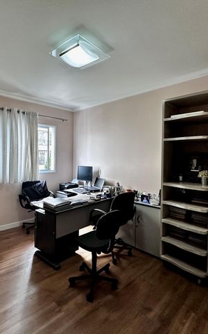 Apartamento à venda com 323m², 4 quartos e 6 vagas Apartamento à venda com 323m², 4 quartos e 6 vagasSuíte 1