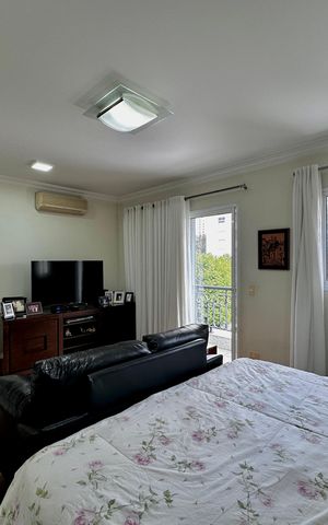 Apartamento à venda com 323m², 4 quartos e 6 vagas Apartamento à venda com 323m², 4 quartos e 6 vagasSuíte 4