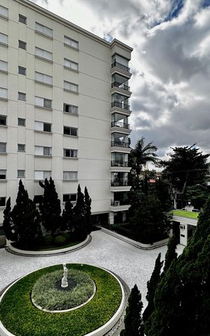 Apartamento à venda com 323m², 4 quartos e 6 vagas Apartamento à venda com 323m², 4 quartos e 6 vagasVista Suíte 2