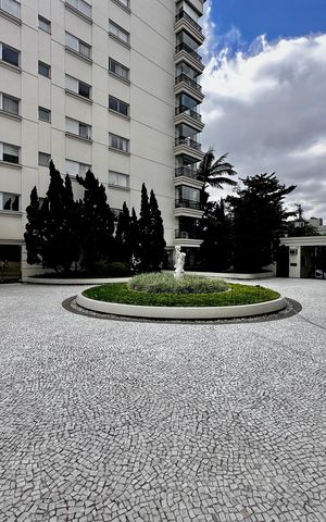 Apartamento à venda com 323m², 4 quartos e 6 vagas Apartamento à venda com 323m², 4 quartos e 6 vagasÁrea comum