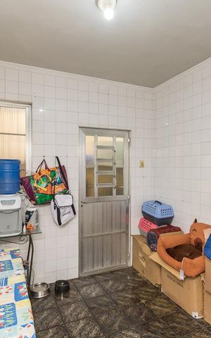 Casa à venda com 280m², 2 quartos e 5 vagas Casa à venda com 280m², 2 quartos e 5 vagasCopa