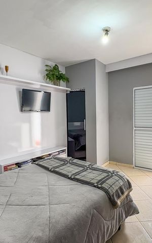 Casa à venda com 432m², 7 quartos e 2 vagas Casa à venda com 432m², 7 quartos e 2 vagasSuíte