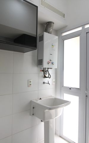 Apartamento à venda com 100m², 2 quartos e 1 vagaÁrea de Serviço