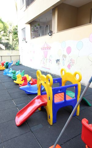 Apartamento à venda com 100m², 2 quartos e 1 vagaÁrea comum