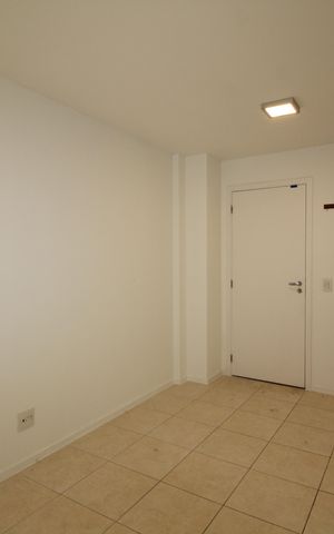 Apartamento à venda com 100m², 2 quartos e 1 vagaSala