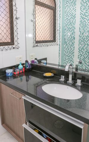 Apartamento para alugar com 122m², 3 quartos e 2 vagas Apartamento para alugar com 122m², 3 quartos e 2 vagasBanheiro da Suíte