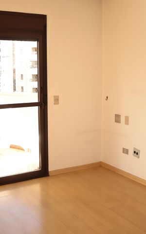 Apartamento à venda com 300m², 4 quartos e 4 vagasQuarto